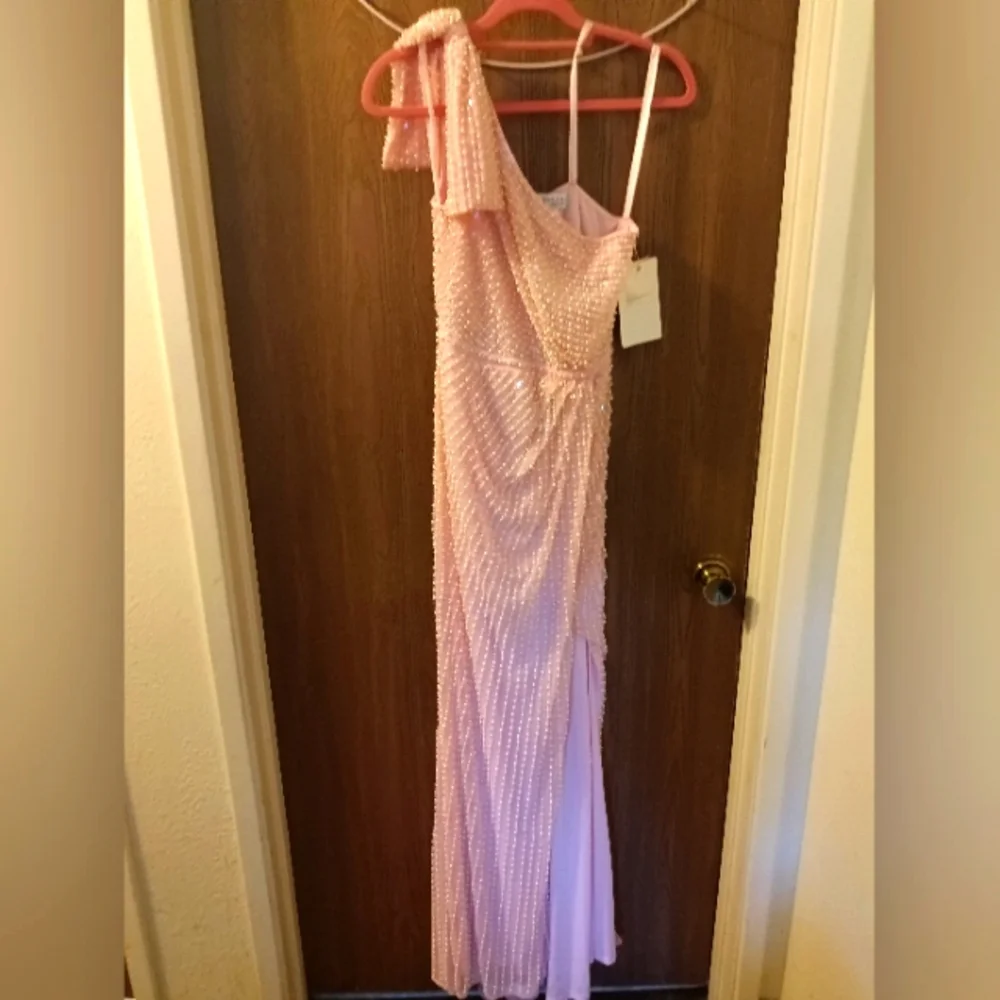 Mac Duggal gown - Picture 2 of 12